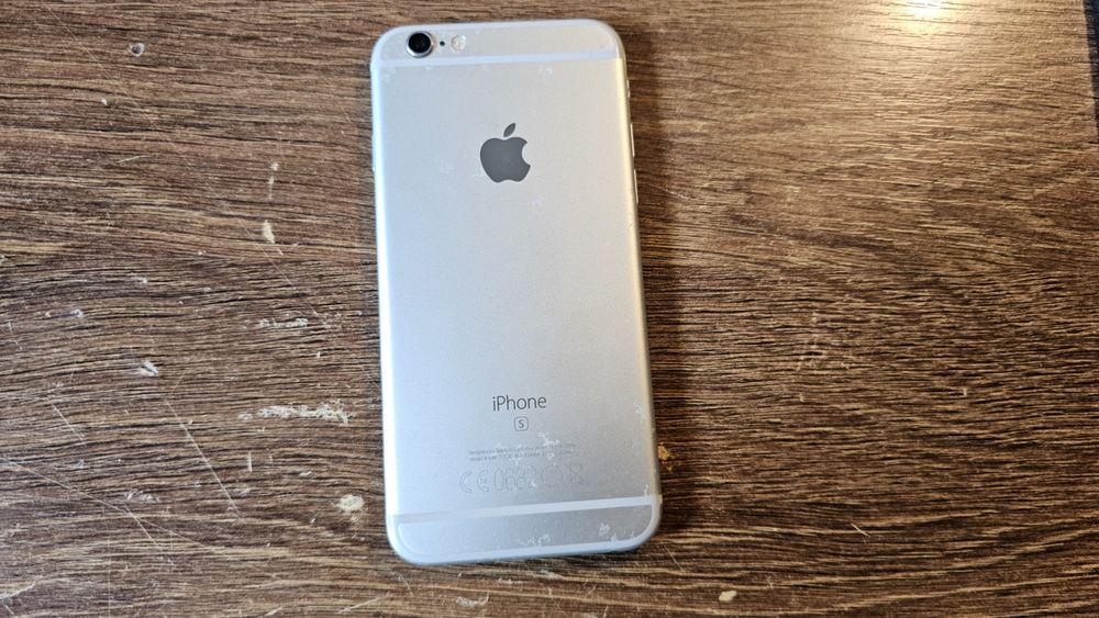 iPhone 6s silver 16Gb