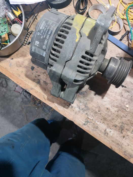 Продаю генератор на Ауди 80