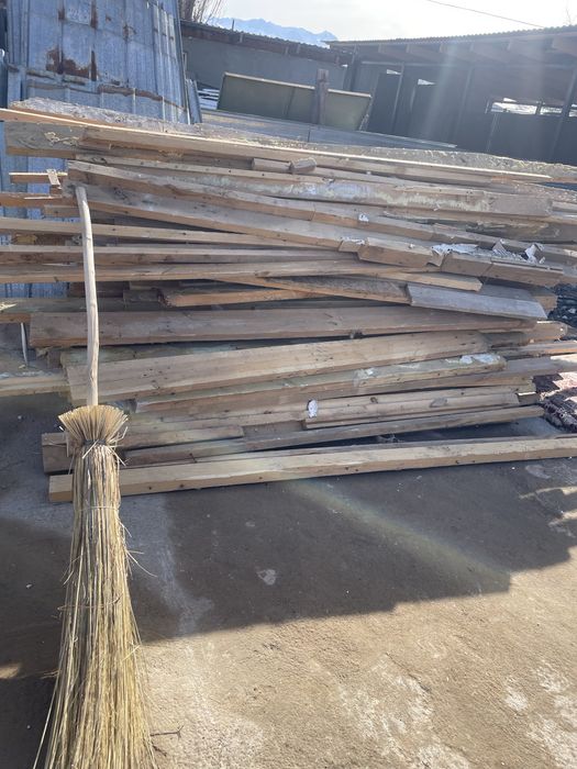 Доски балки лес дрова