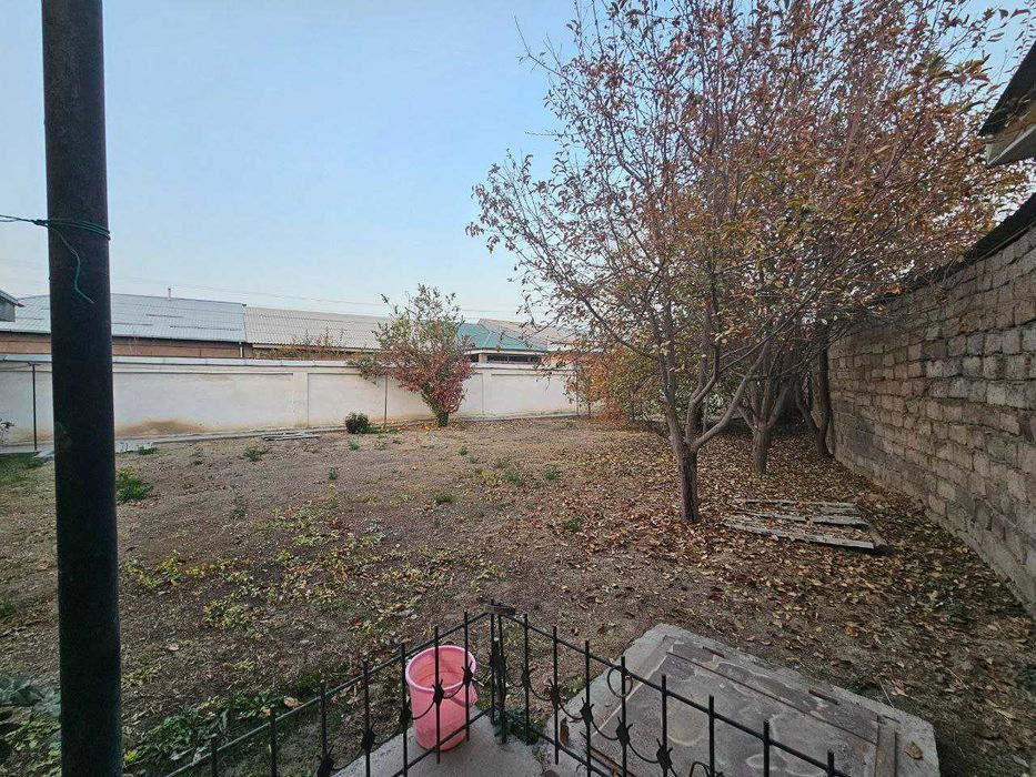 Нурафшон.(Тойтепа ). Обл.кадастр. Продам 5 комнатный дом на 9 сотках