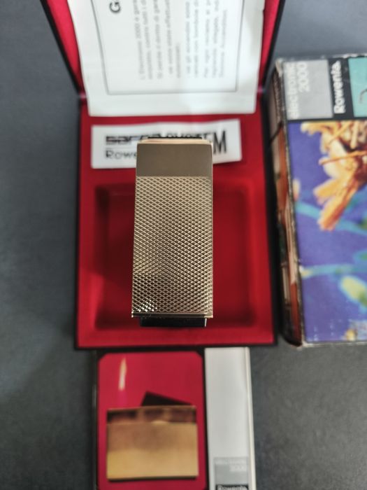Bricheta vintage Rowenta Electronic 2000
