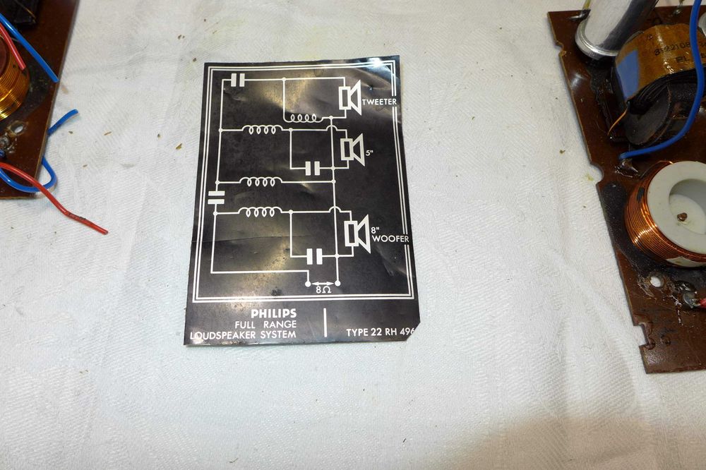 Антики :1960г. Philips филтри и  говорители