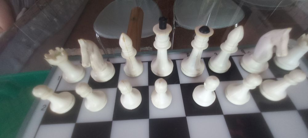 Шахматы настольные