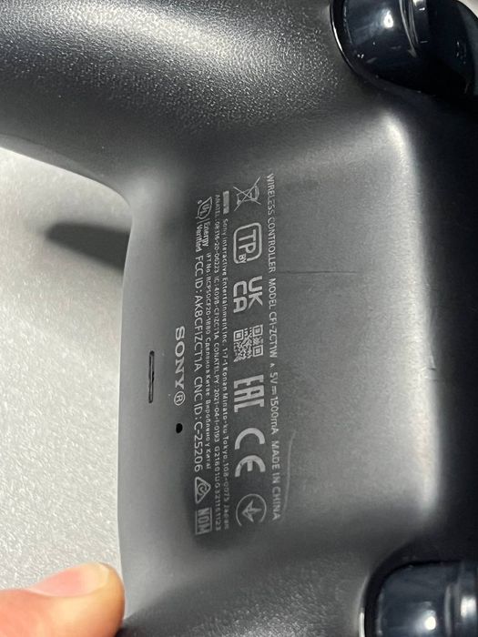 Геймпад на пс5 оригинал. Все работает