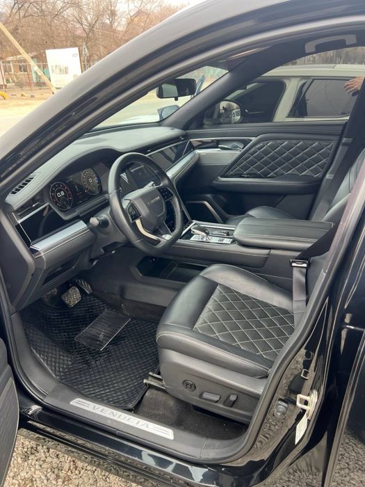 Dongfeng Nissan Venucia