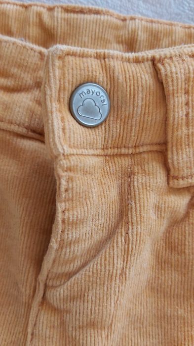 Бебешки панталони Mayoral