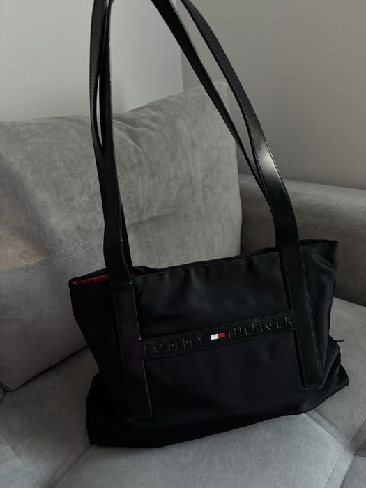 Сумка Tommy Hilfiger черный