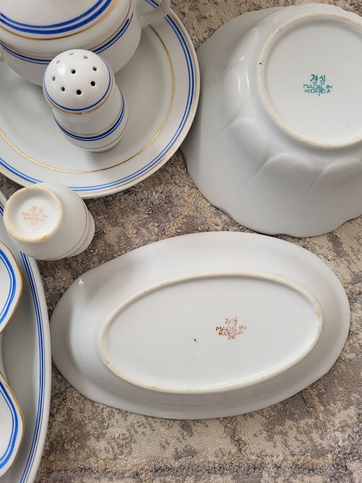 Продам сервиз Корея, набор тарелок