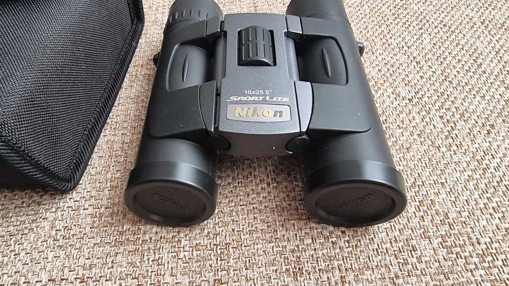 Binoclu Nikon 10×25 sport lite impecabil pret fix 300 lei