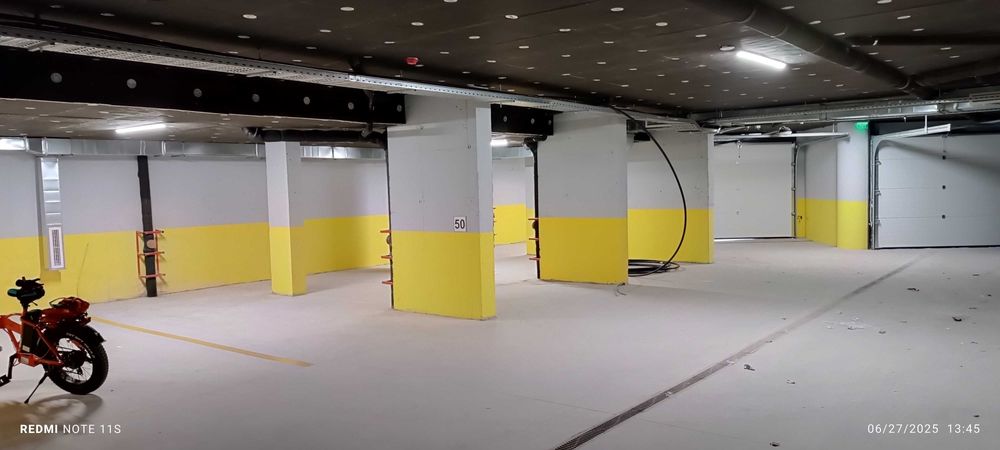 Паркомясто под наем