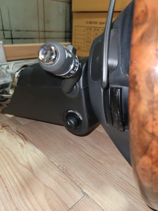 Продам руль от Jakuar xj 351