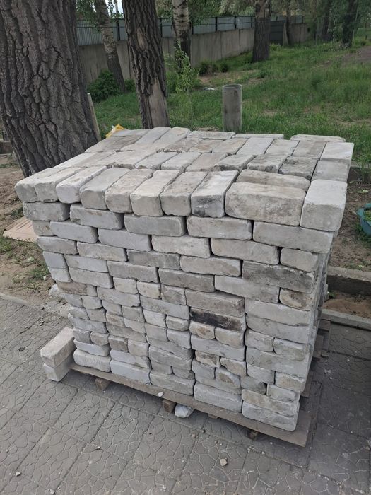 Продам кирпич силикатный б/у