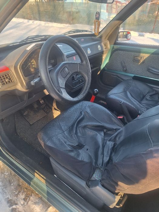 Vând sau schimb Peugeot 106 XN
