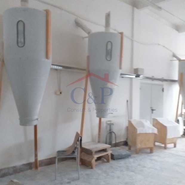 Продава се Промишлена сграда в Велико Търново, Център - 5000 кв.м за 123 €/кв.м - Снимка #3