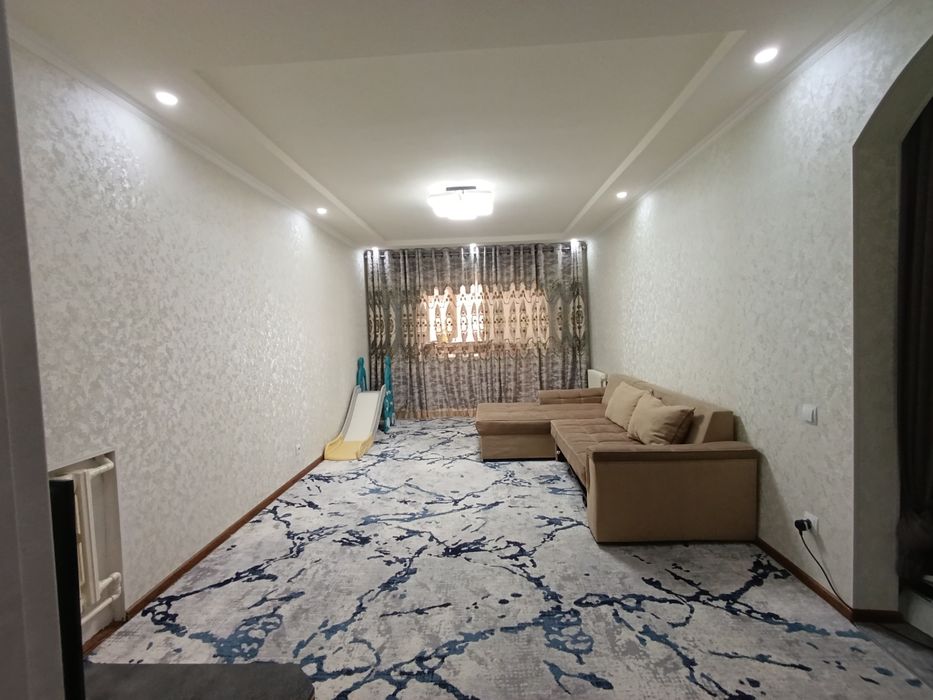 Продается Своя 3х комнатная кв 3/2/4, М-Улугбекский р-н, 7-поликлиника