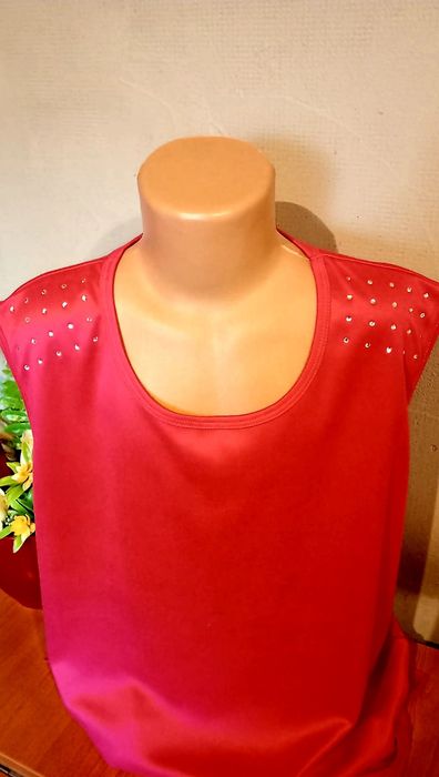 Tricou dama cu strassuri