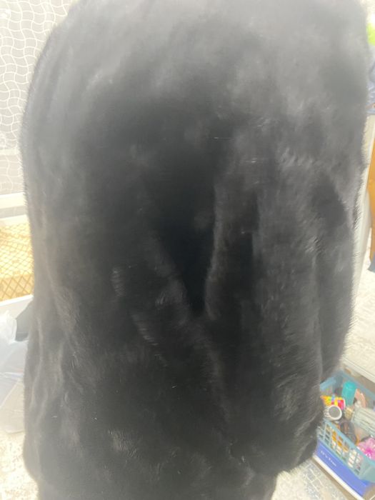 Пролам норковую шубу