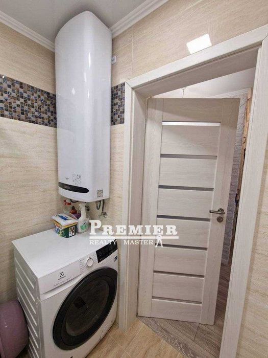 Продава се Тристаен апартамент в Свети Влас - 103 кв.м за 1942 €/кв.м - Снимка #6