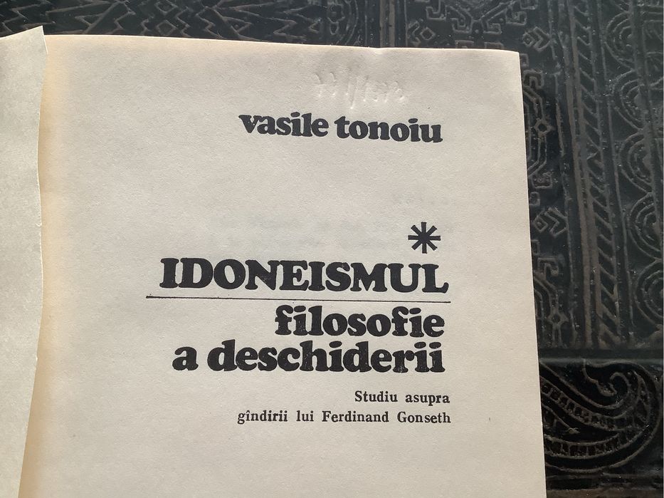 “Problemele filosofiei”, Bertrand Russel si “Idoneismul”, V. Tonoiu