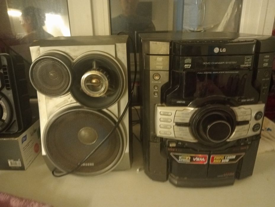 Музыкальный центр сатылады