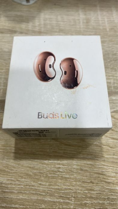 Наушники Samsung Buds Live