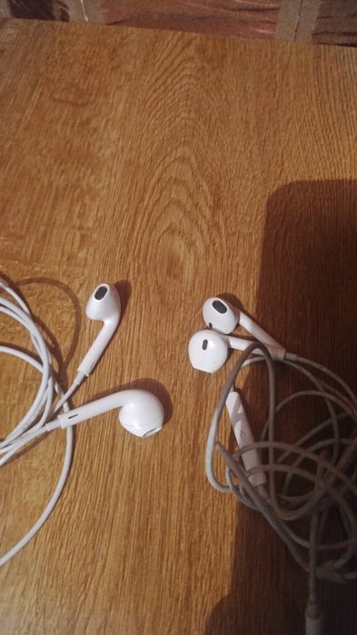 Căști iPhone