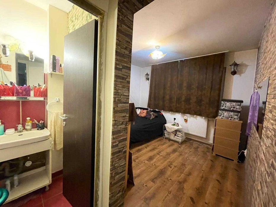 Vand apartament 4 camere ,MANASTUR, 82mp, et 1 din 4