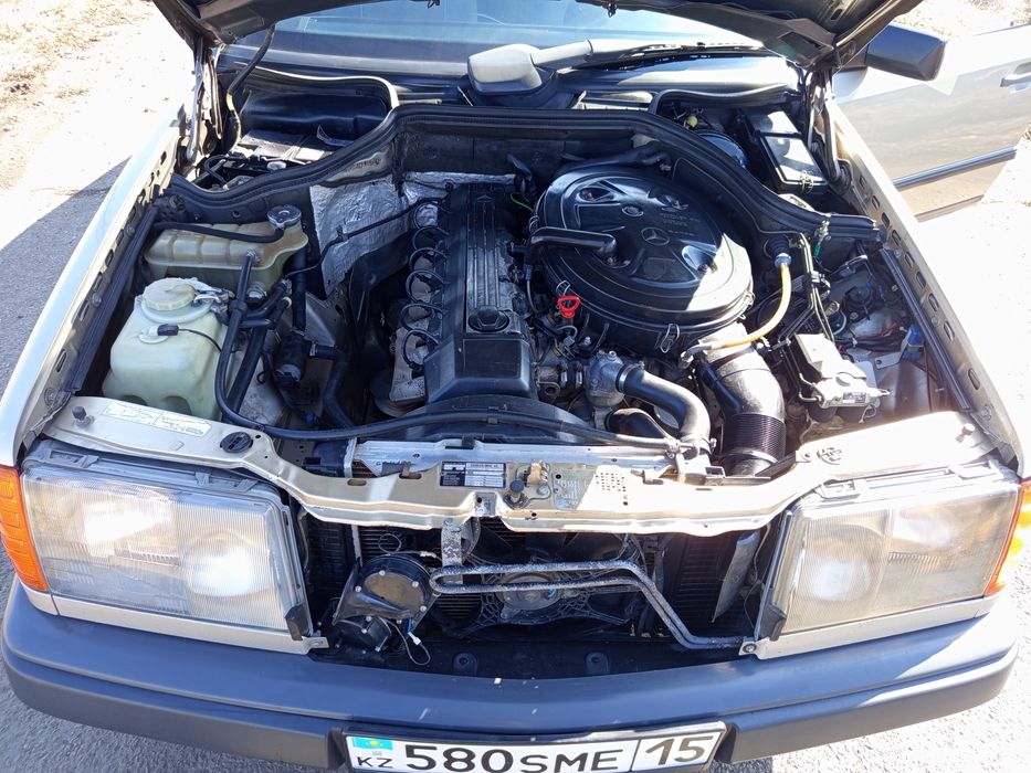 Продам Мерседес Бенз W124