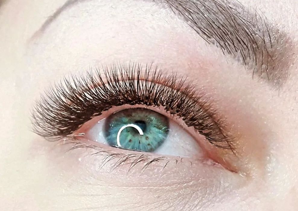 Наращивание ресниц на выезд