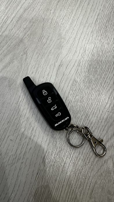 Продаётся пульт автосигнализации Magicar