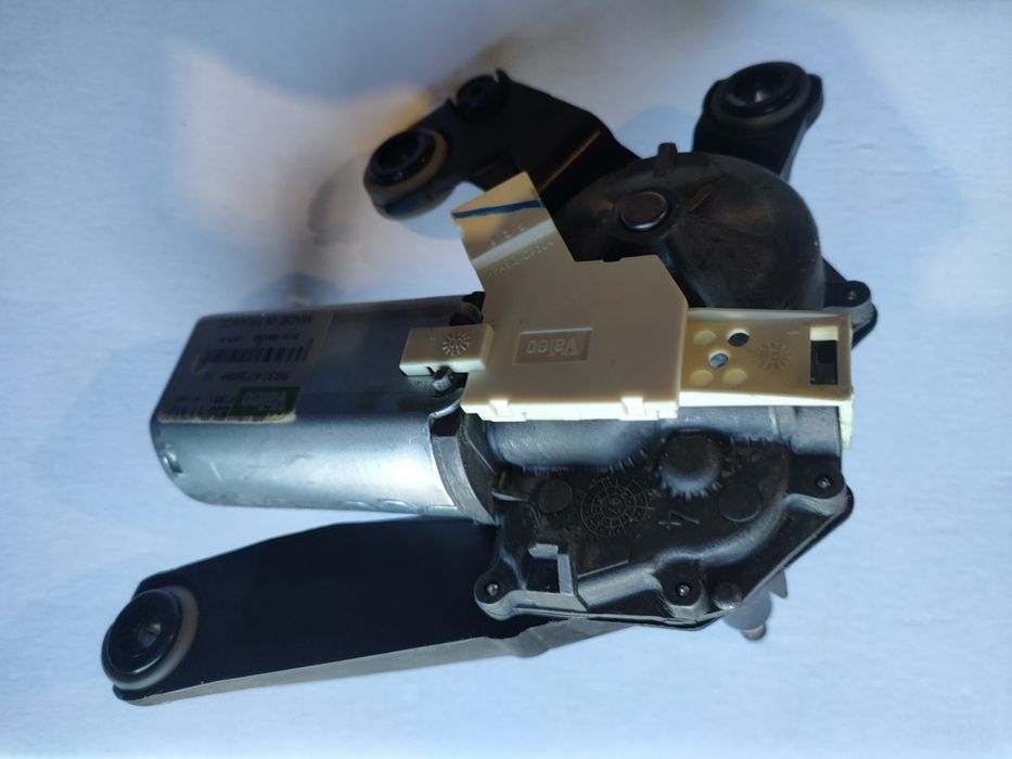 Valeo моторче за задна чистачка