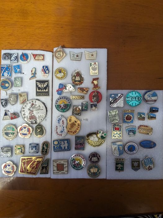 Продам значки советского периода