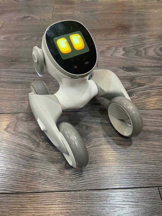 Робот собака Loona USA