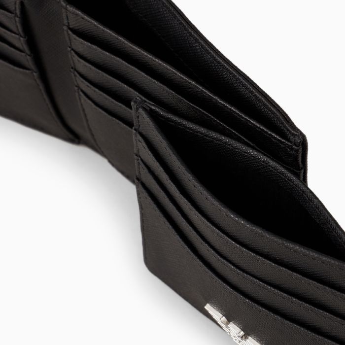 Подаръчен комплект портфейл и визитник от Saffiano кожа Emporio Armani