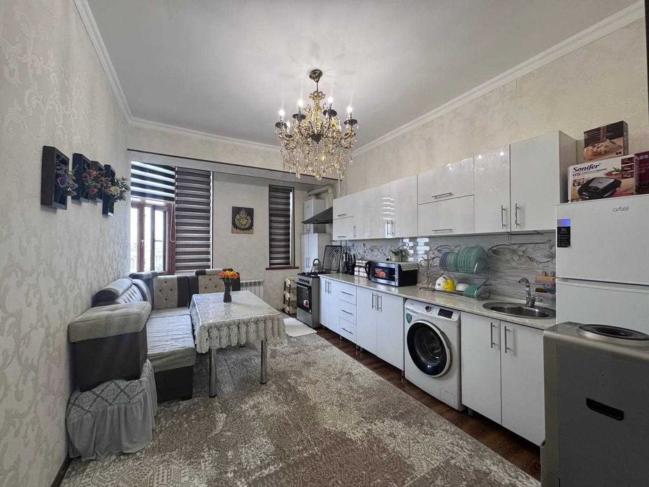 3 хоналик квартира 4 кават кирпичный дом, 5 микр, жомий