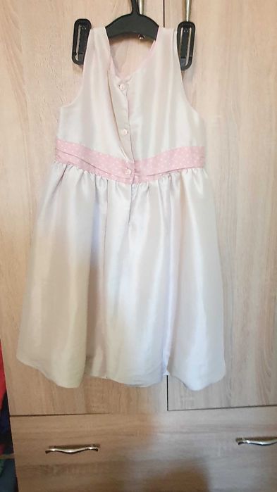 Официални рокли mayoral двете общо за 30лв