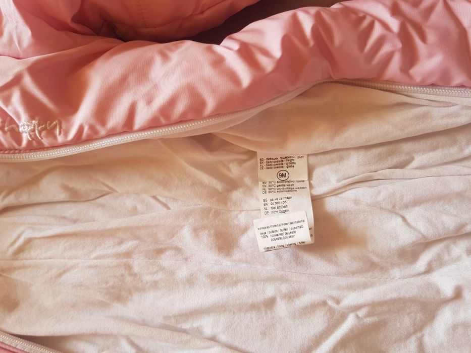 Космонавт със снежен човек, космонавт Joral