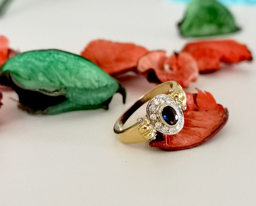 Inel superb din aur de 18K cu safir natural și diamante naturale