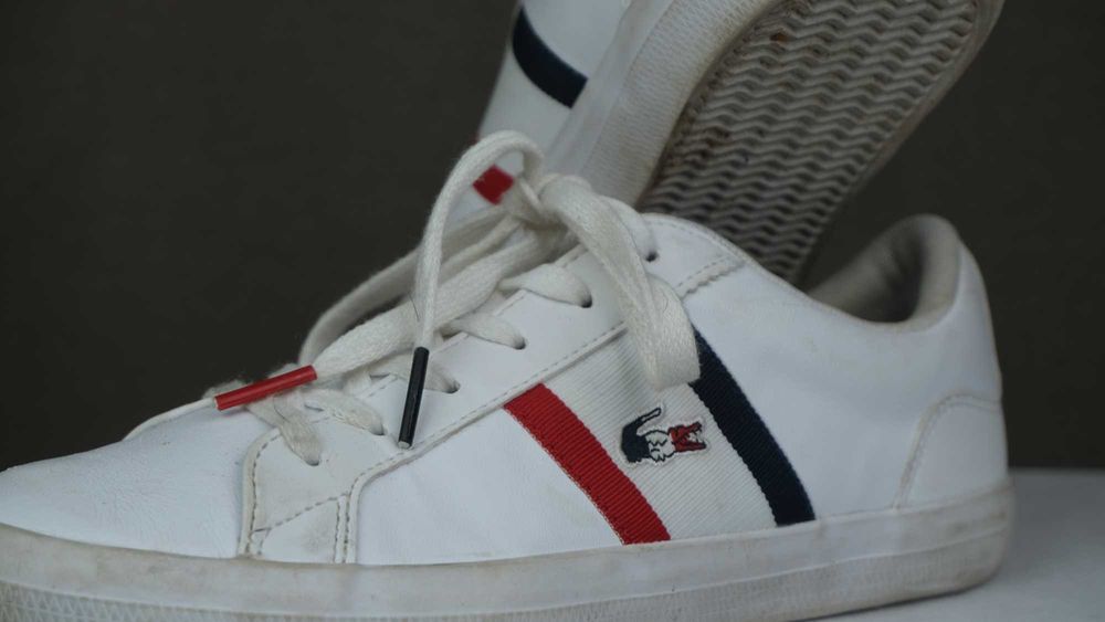 Adidasi / tenesi sport casual Lacoste logo brodat unisex marimea 37