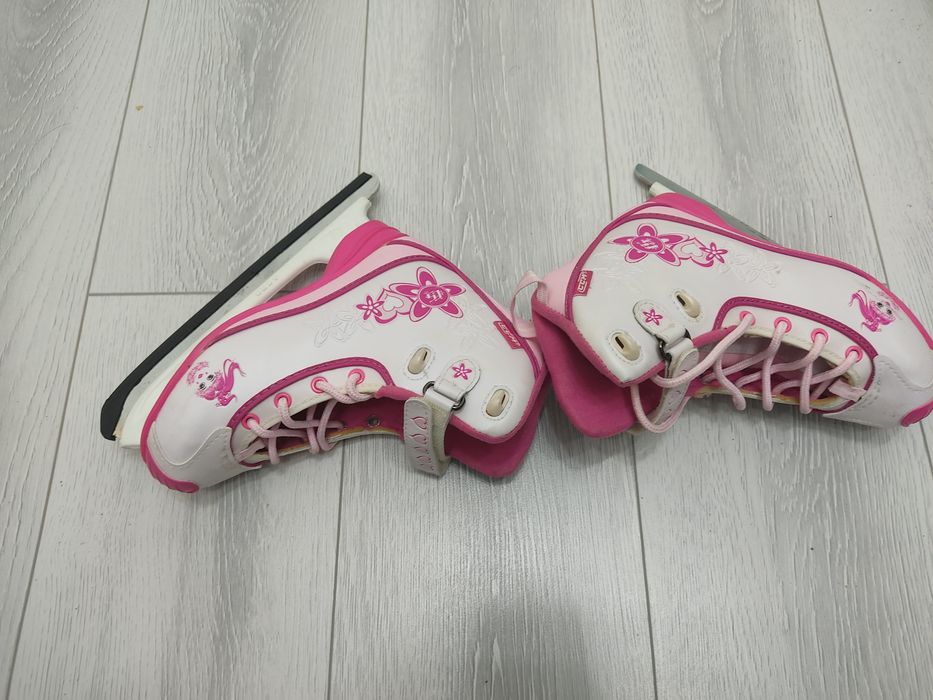 Продам коньки 33 размера!