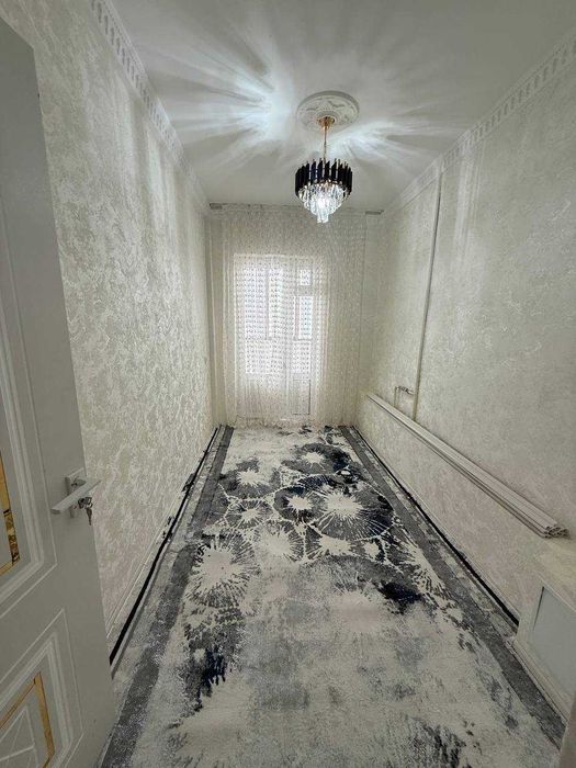 77-серия 2х комнатная квартира переделено 3х ком на 3-этаже ул.Мархабо