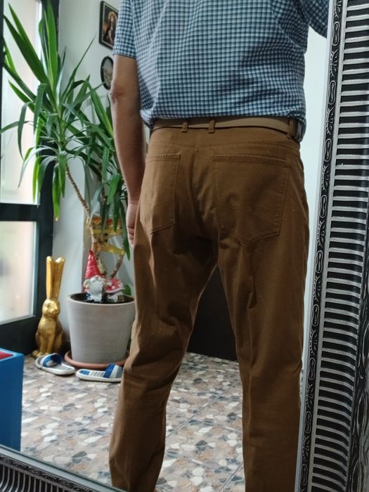 Pantalini barbati material denim masura 40/34 nou nouti, nepurtati niciodata, fara eticheta.