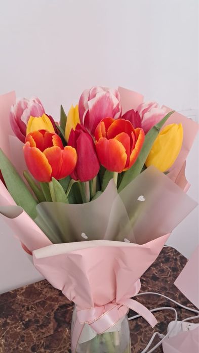 Тюльпаны 15 штук 10.500 цветы