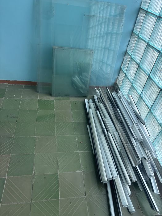 Стекло б/у 13-14 кв