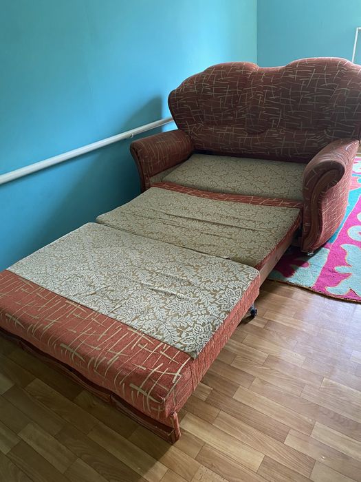 Диван,раскладывается