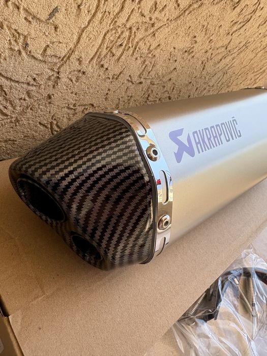 Спортно гърне Akrapovic 40 см за мотор,пистов,мотоциклет