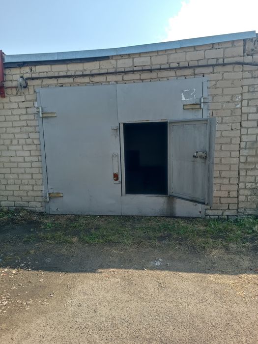 Продам капитальный гараж .