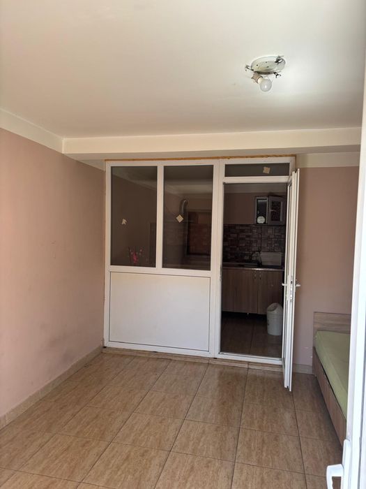De închiriat garsonieră