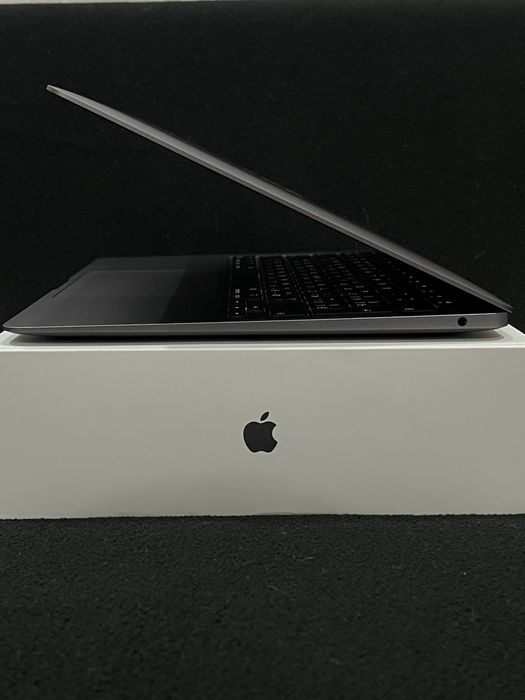 MacBook Air M1 100%, 15 циклов