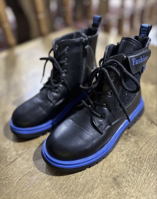 Ботинки детские новые